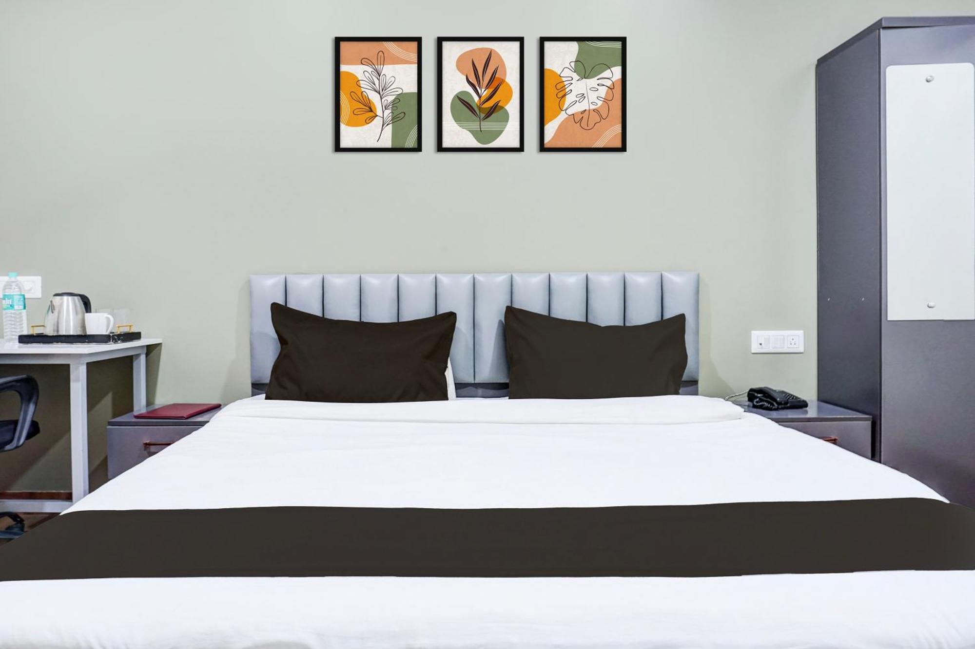 Super Collection O Pashan-Sus Road Baner Formerly Grey Stone Pune Esterno foto